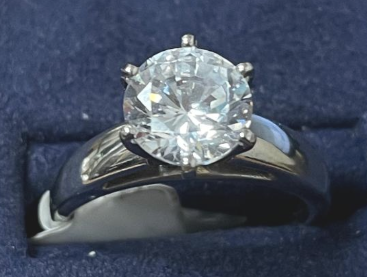 Solitare Engagement Ring