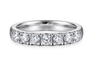 Diamond Wedding Bands  -  Women'