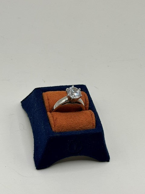 Solitare Engagement Ring