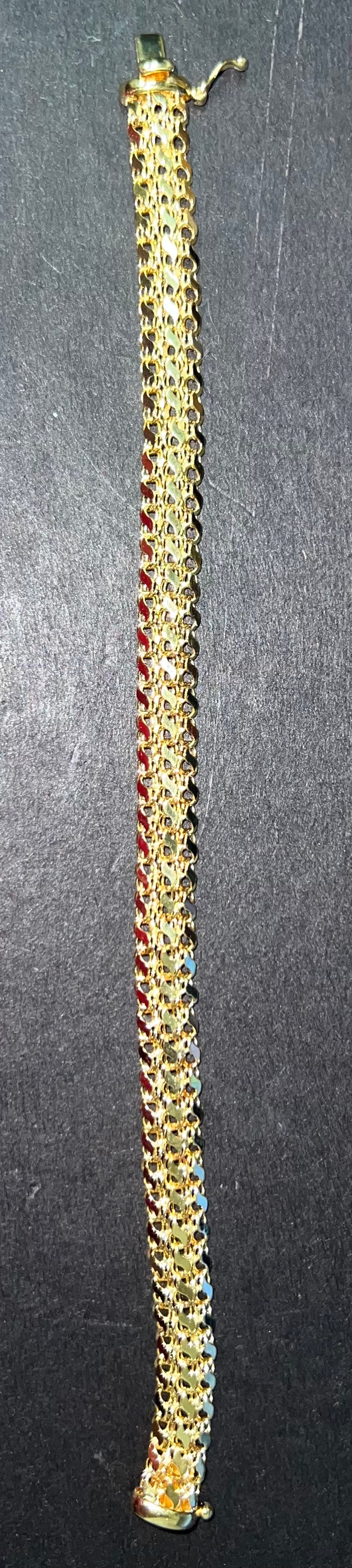 Bracelet