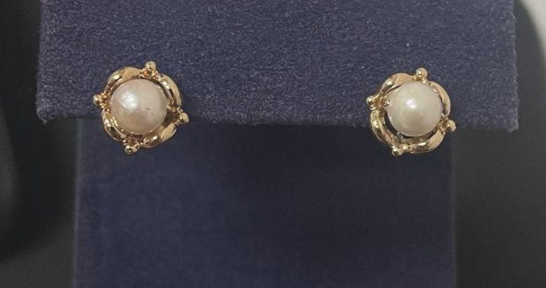 Diamond Earring