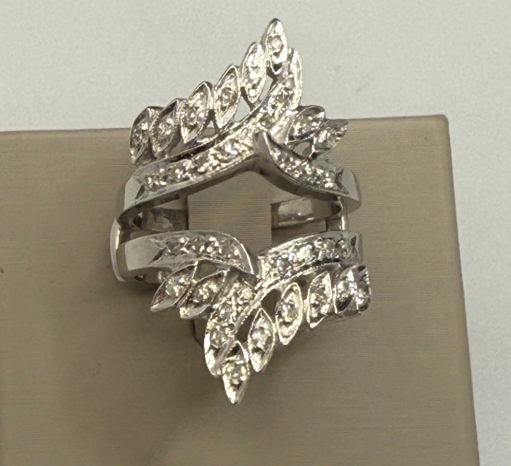 Diamond Wedding Bands - Women'