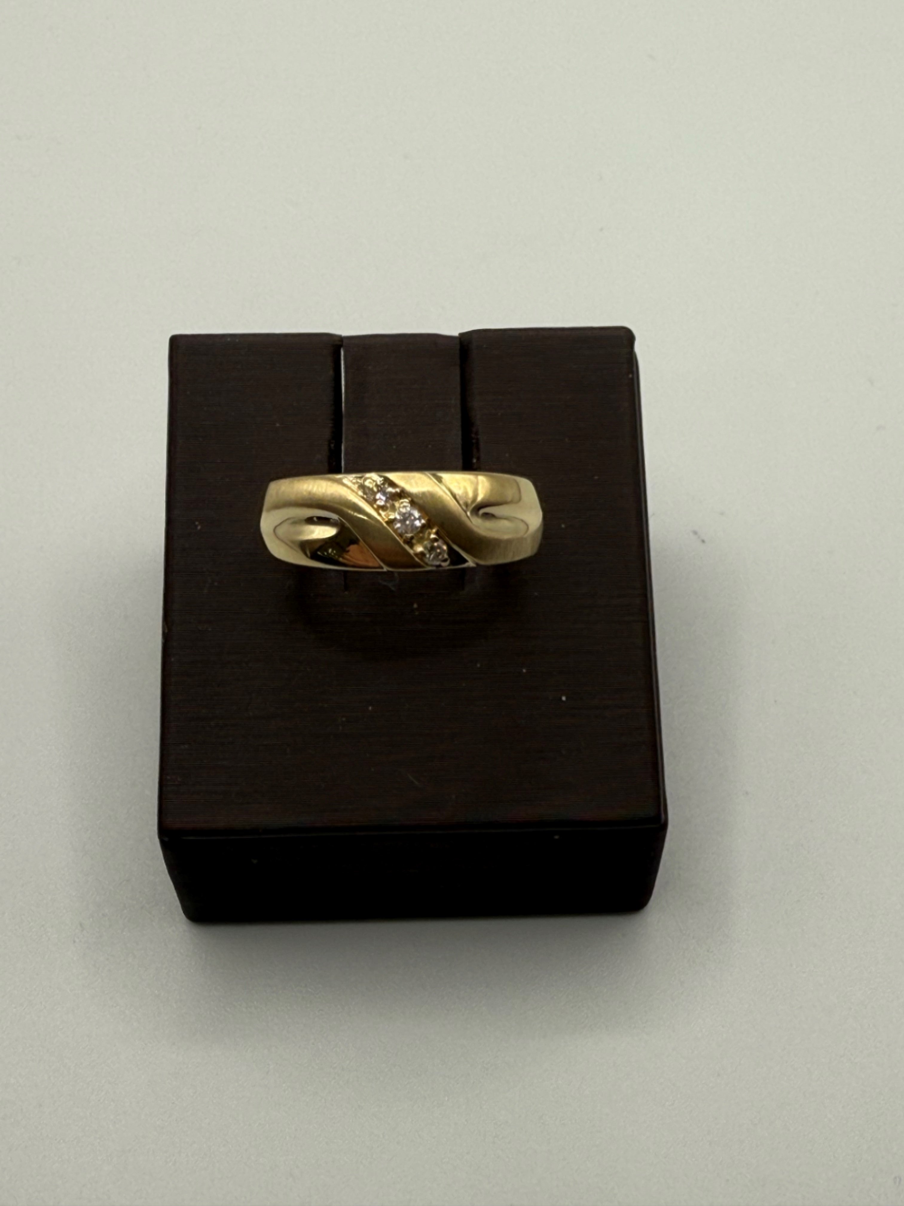 Diamond Wedding Bands - Men'