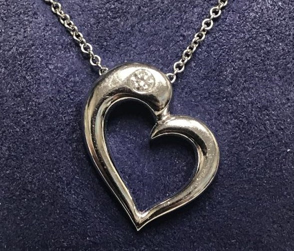 White Gold Heart with Solitare