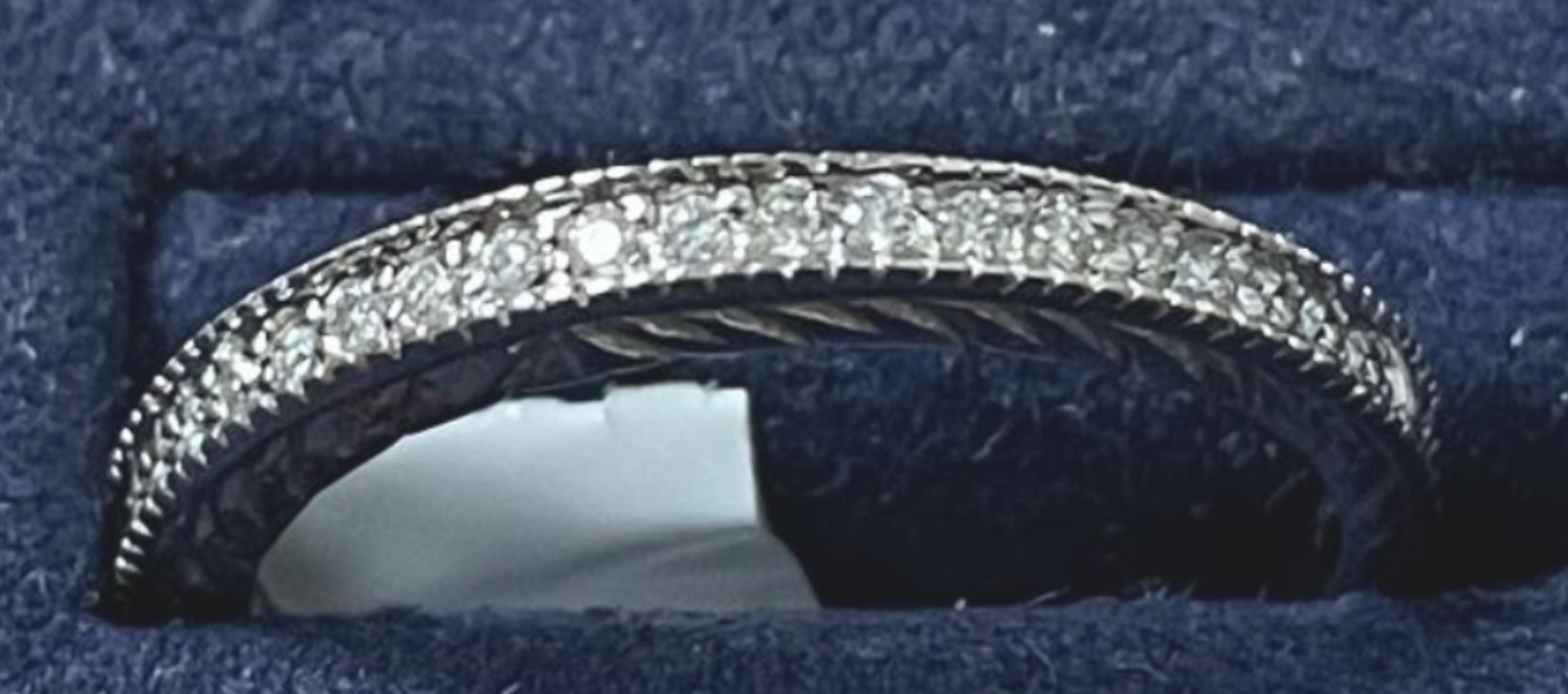 Diamond Wedding Bands  -  Women'