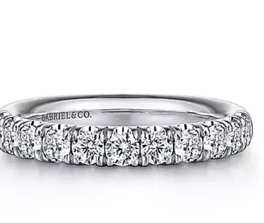 Diamond Wedding Bands  -  Women'