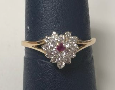 Diamond heart ring