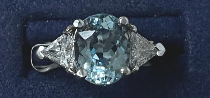 Diamond engagement ring