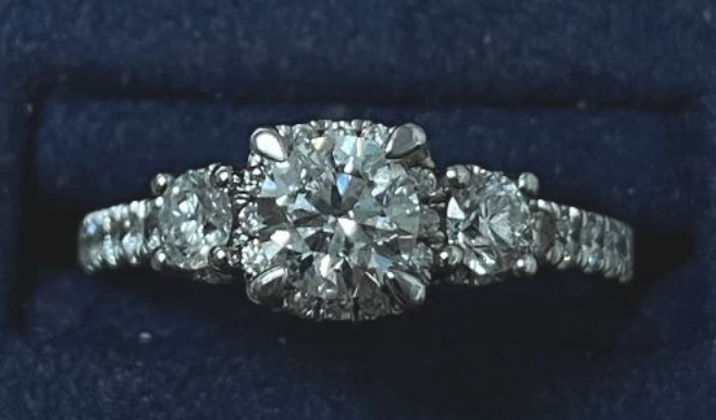 Diamond Fashion Rings - Women