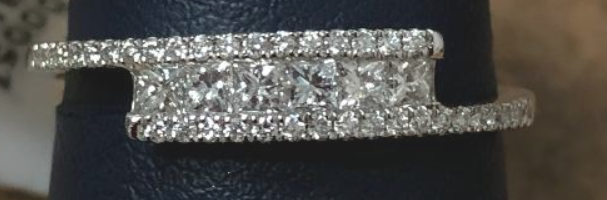 Diamond Fashion Rings - Women