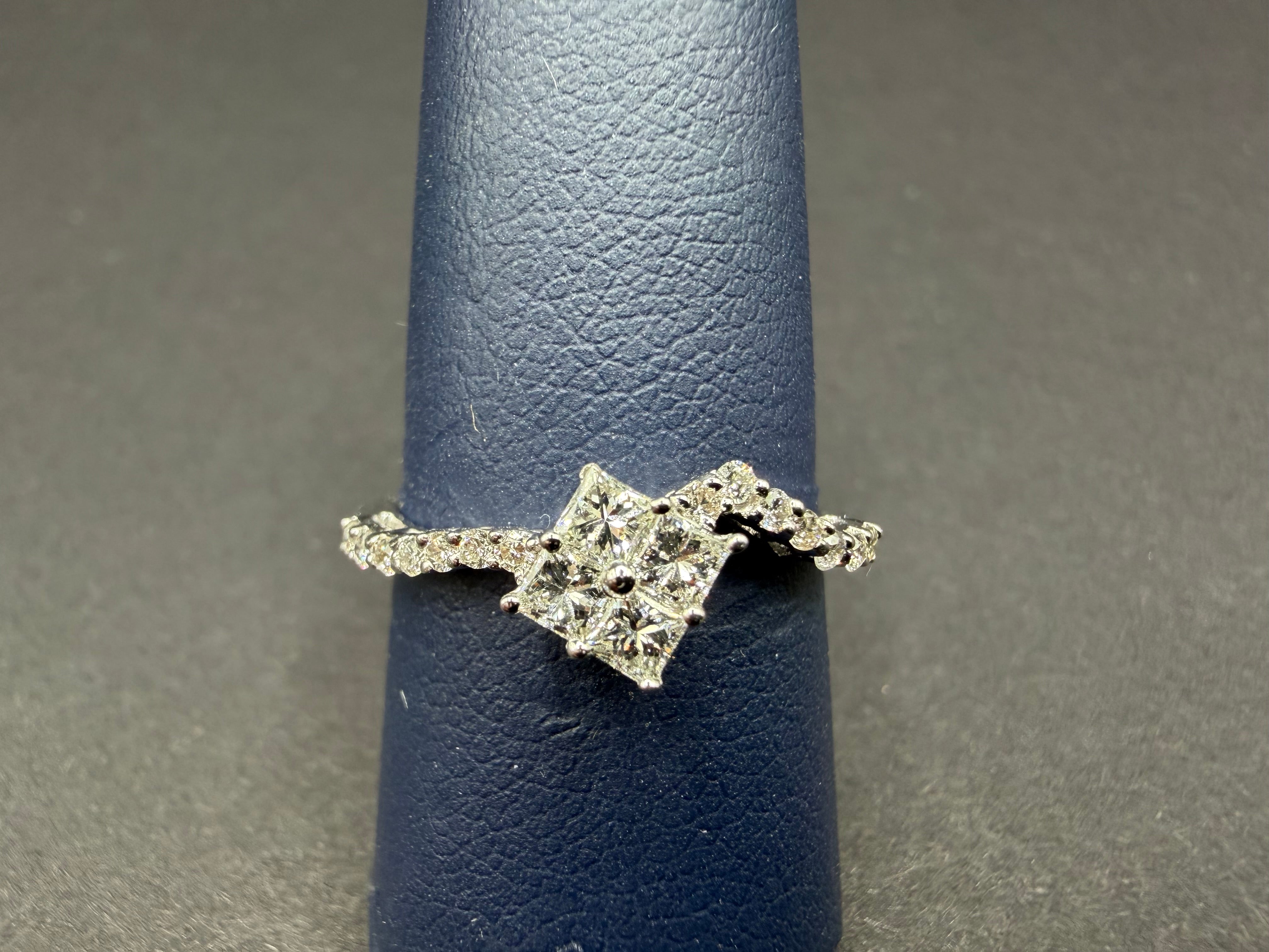 Diamond Fashion Rings - Women