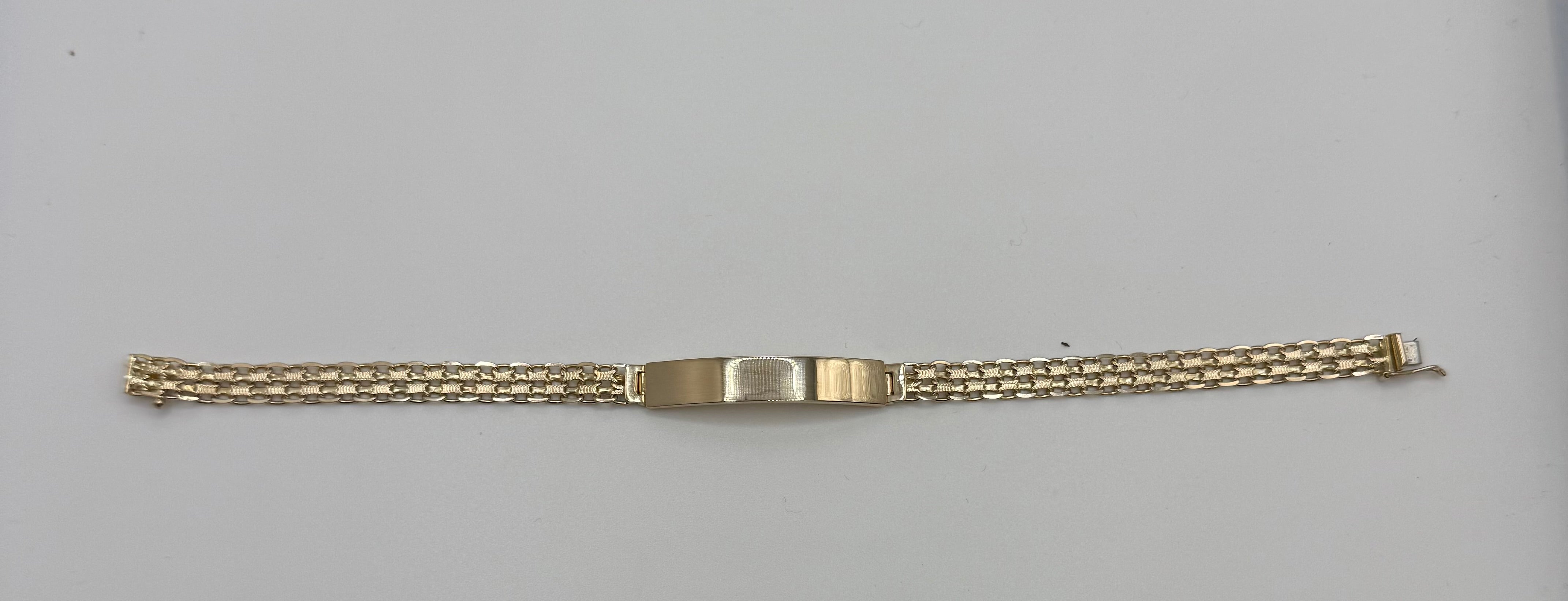 Bracelet