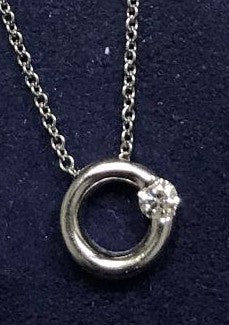 Solitare Circle Pendant