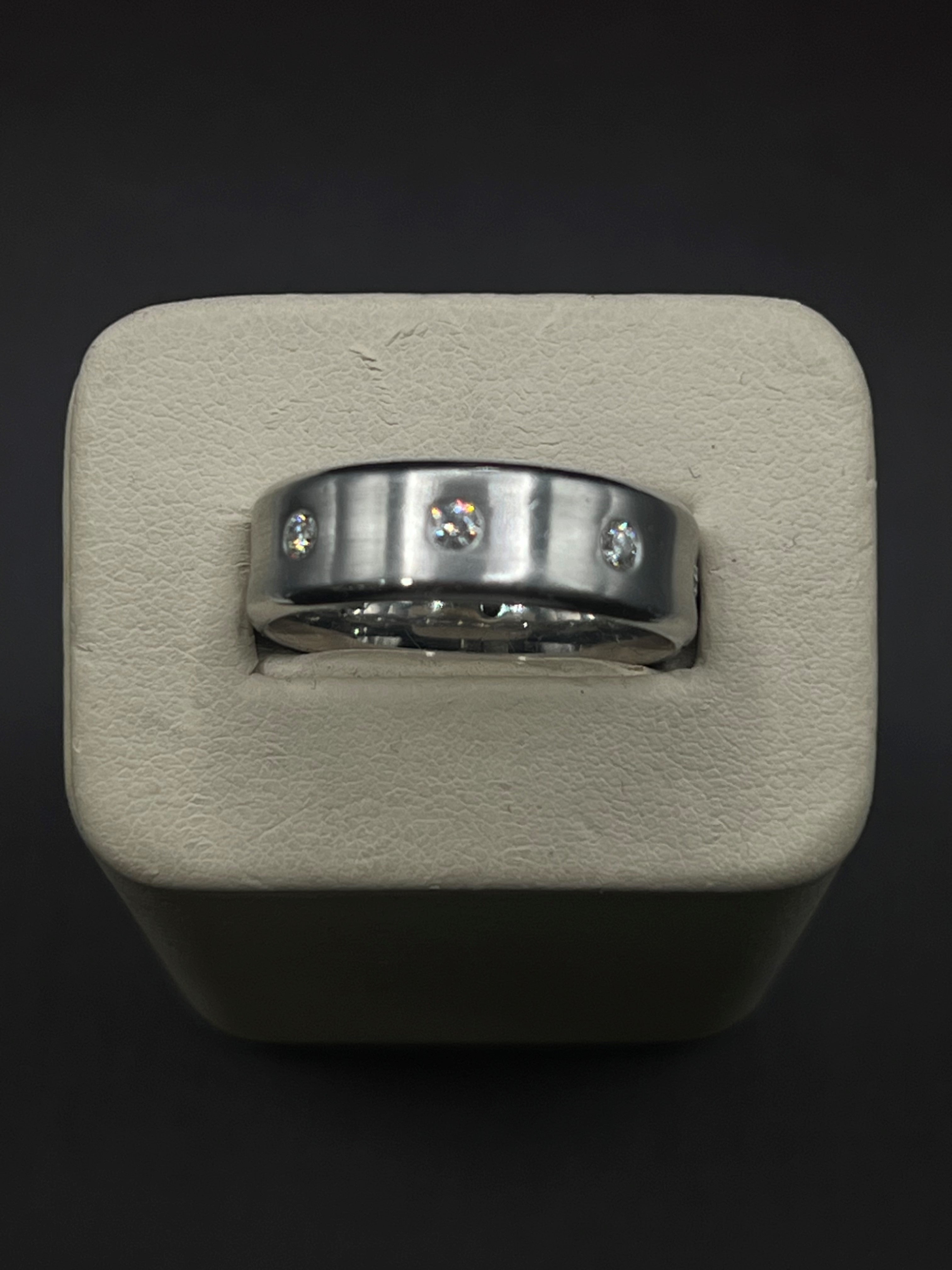 Precious Metal (No Stones) Wedding Bands  -  Men'