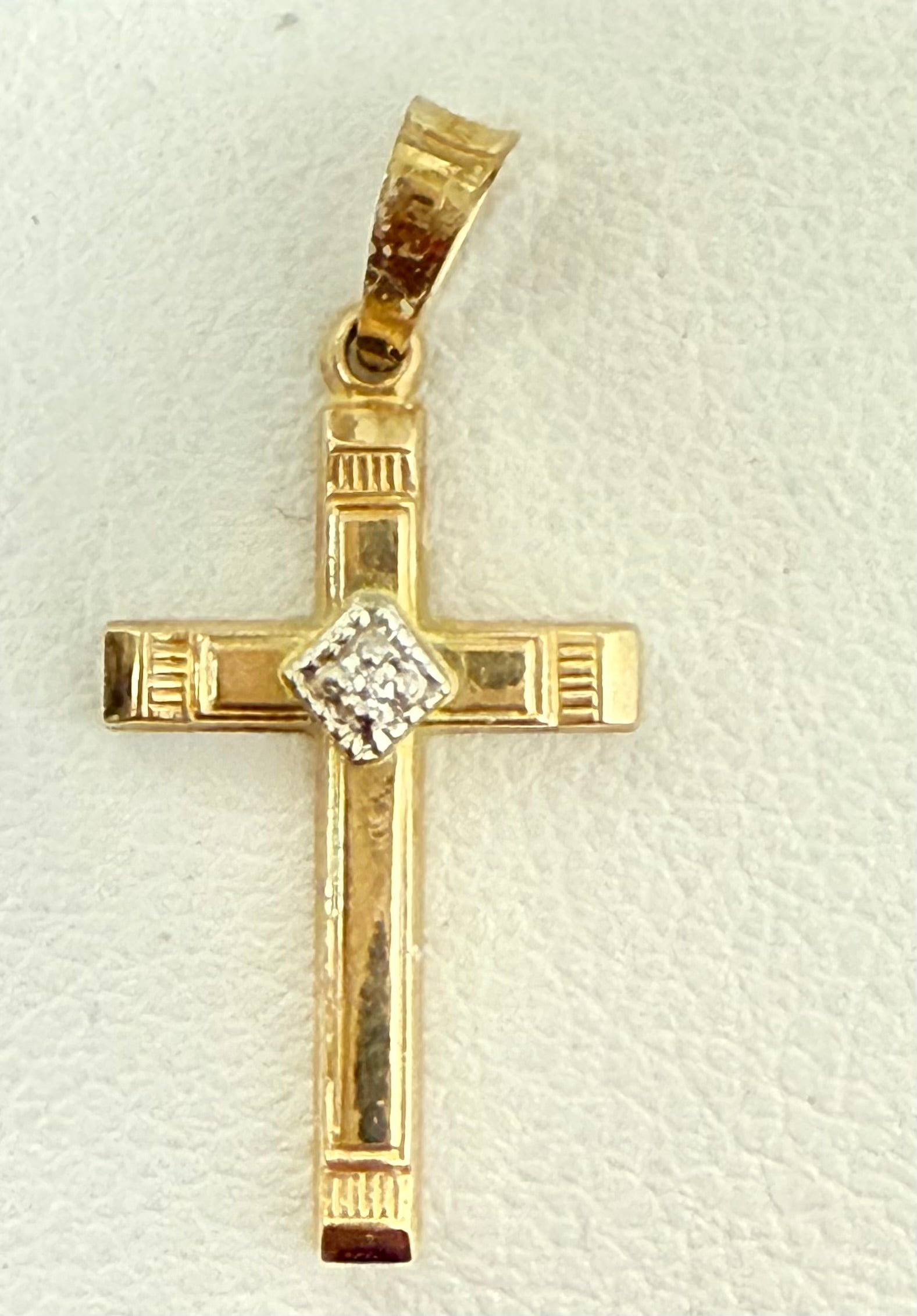 DIAMOND CROSS