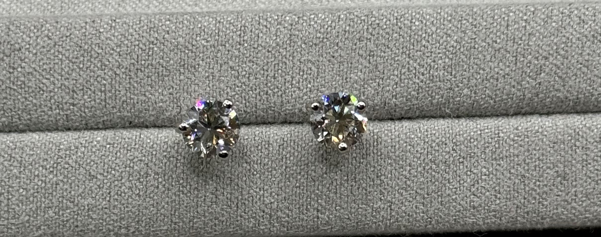 Diamond Earring