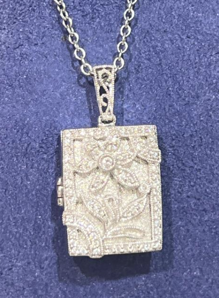 Precious Metal (No Stones) Pendants / Charm